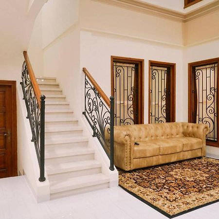 Villa Fernasya House Yogyakarta Exterior foto
