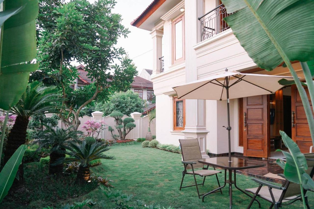 Villa Fernasya House Yogyakarta Exterior foto